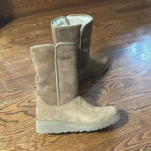 Ugg Amie Classic Boot